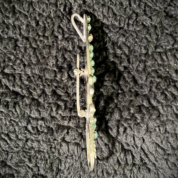 Turquoise and Silver Lizard with Coral Eyes Brooch with Pendant Loop - Picture 3 of 4